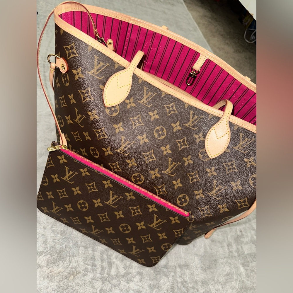 Louis Vuitton Neverfull MM